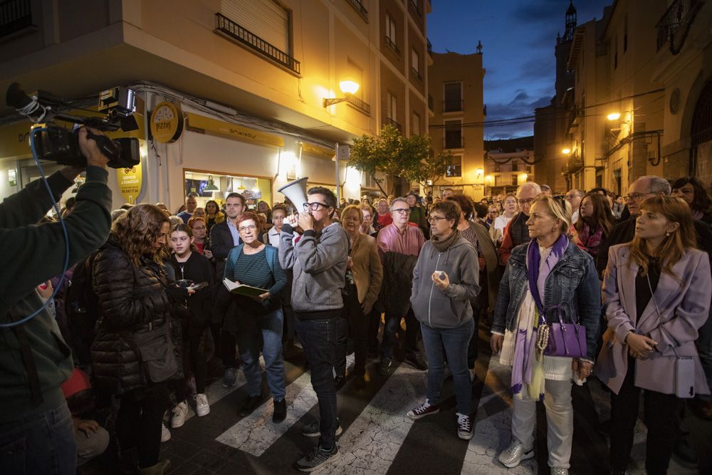 Protesta en repulsa del último asesinato machista perpetrado en Sagunt