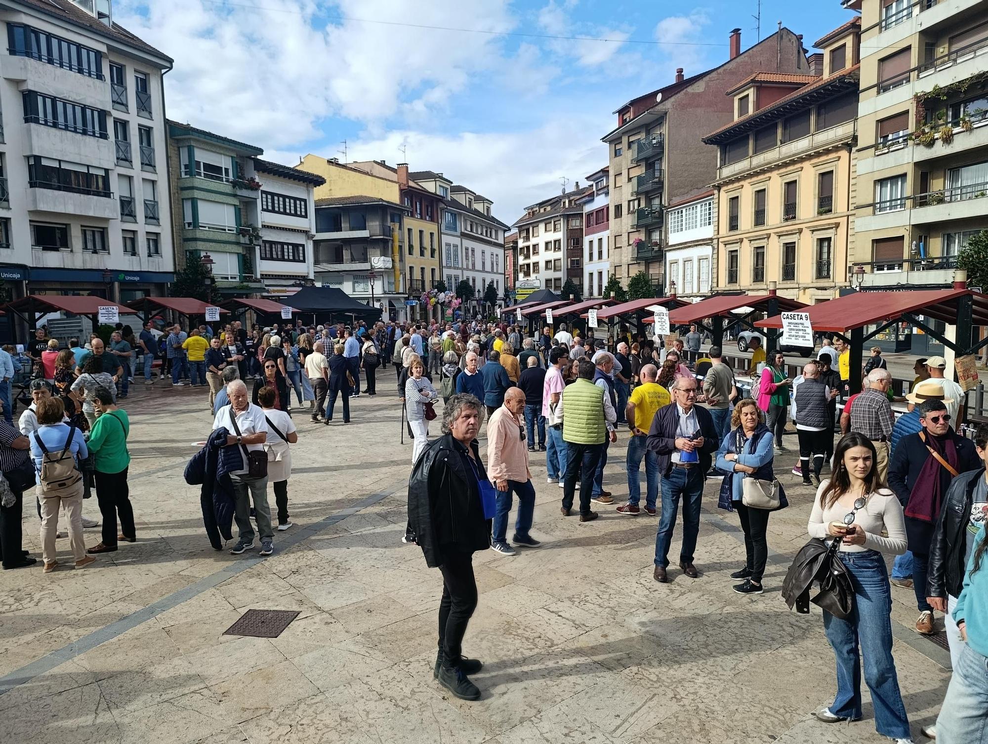 Héctor García, de Llanes,  gana la "champions" de la sidra casera en Villaviciosa