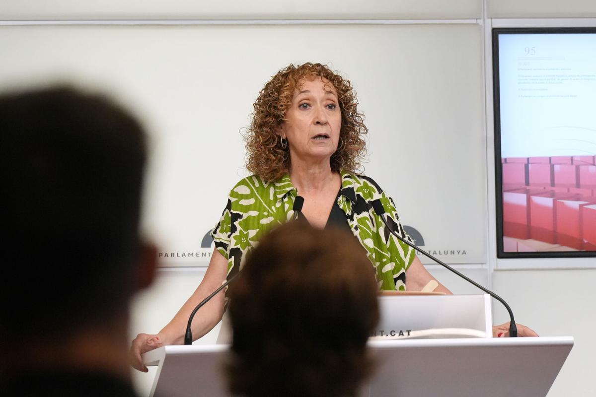 La portaveu d'ERC al Parlament, Ester Capella, durant una roda de premsa aquest divendres