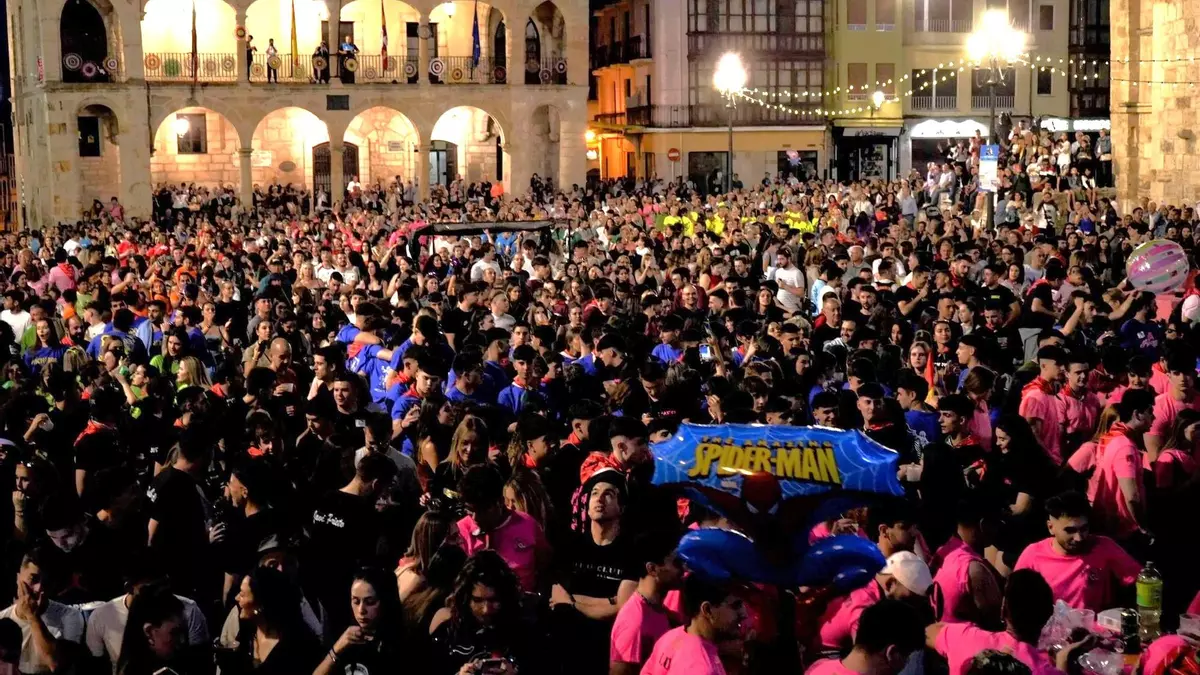 Llamamiento a las peñas de San Pedro: inscripciones obligatorias para todas