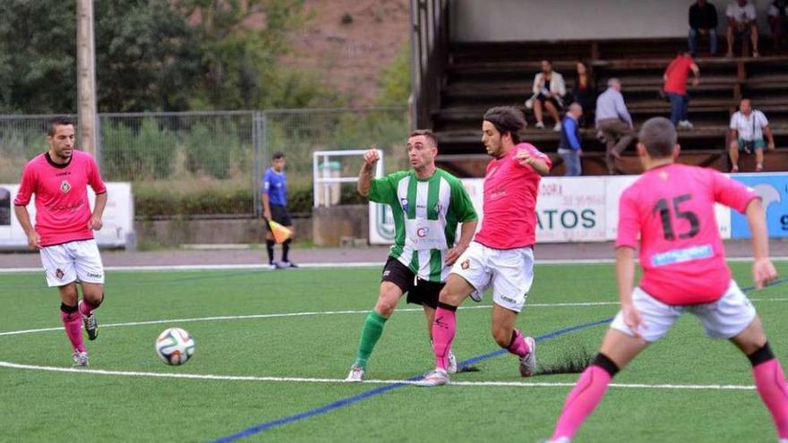 Una acción del Lenense-Proinastur-Caudal de la pasada pretemporada.