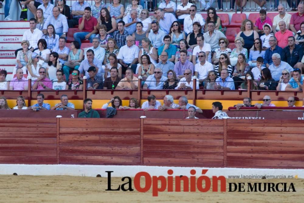 Ambiente en la corrida de rejones de la Feria de M