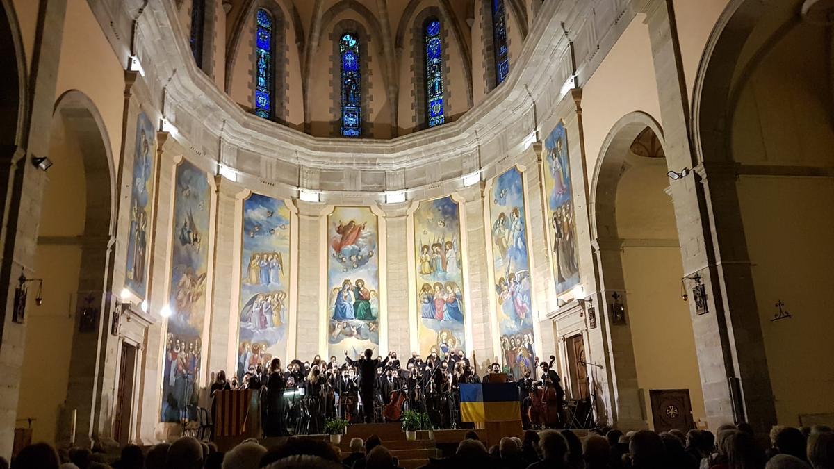 Un instant del concert solidari per Ucraïna a l&#039;església de a Calaf