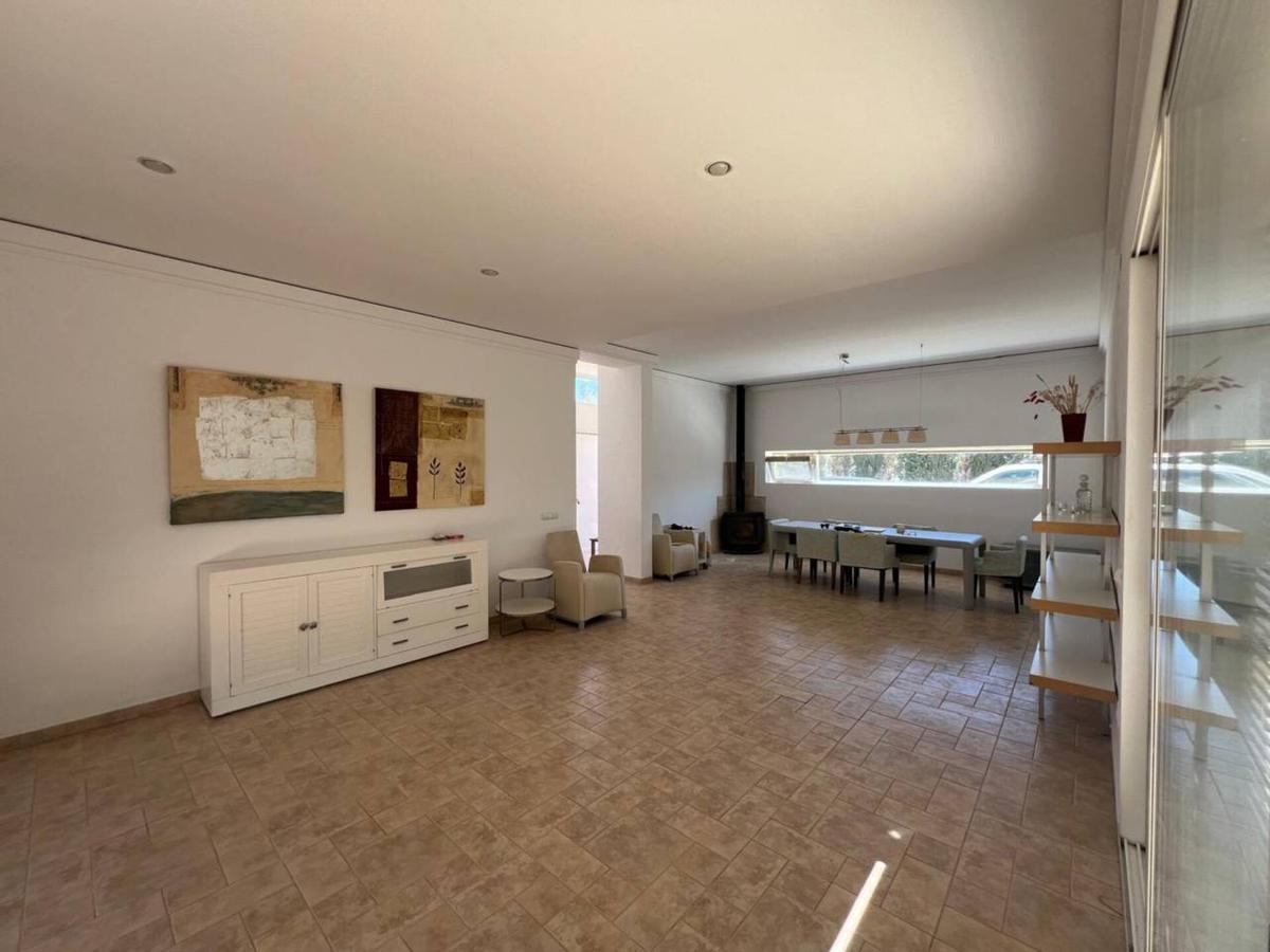 Casa con piscina a la venta en El Moralet, Alicante