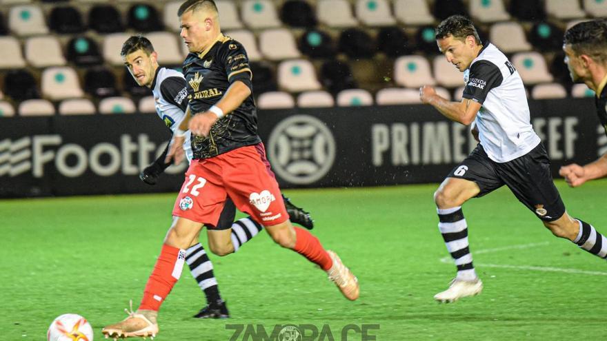 Yago Iglesias debuta con derrota ante el Real Unión (2-0)