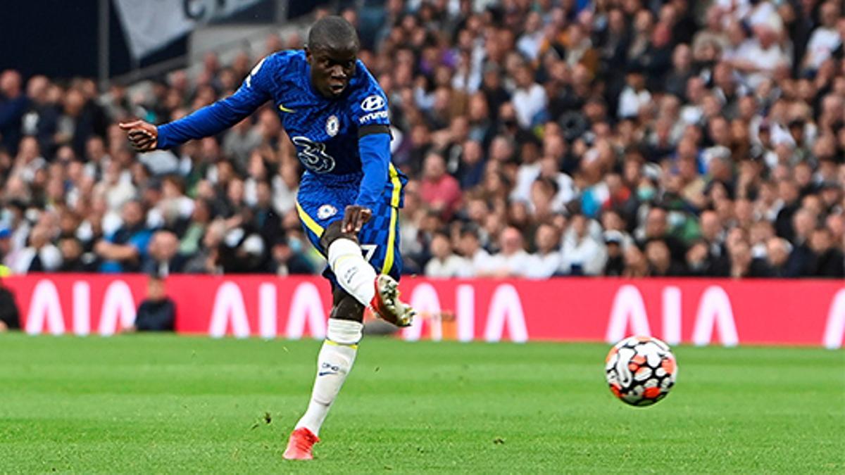 Kanté, centrocampista del Chelsea