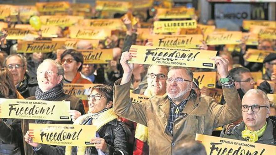 Junqueras pide al Supremo salir de prisión por ser «un hombre de paz»