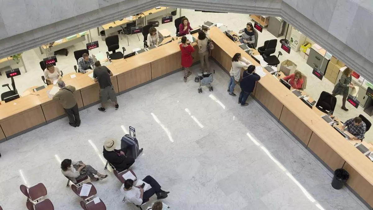 El CES apuesta por reducir la burocracia para reactivar Canarias