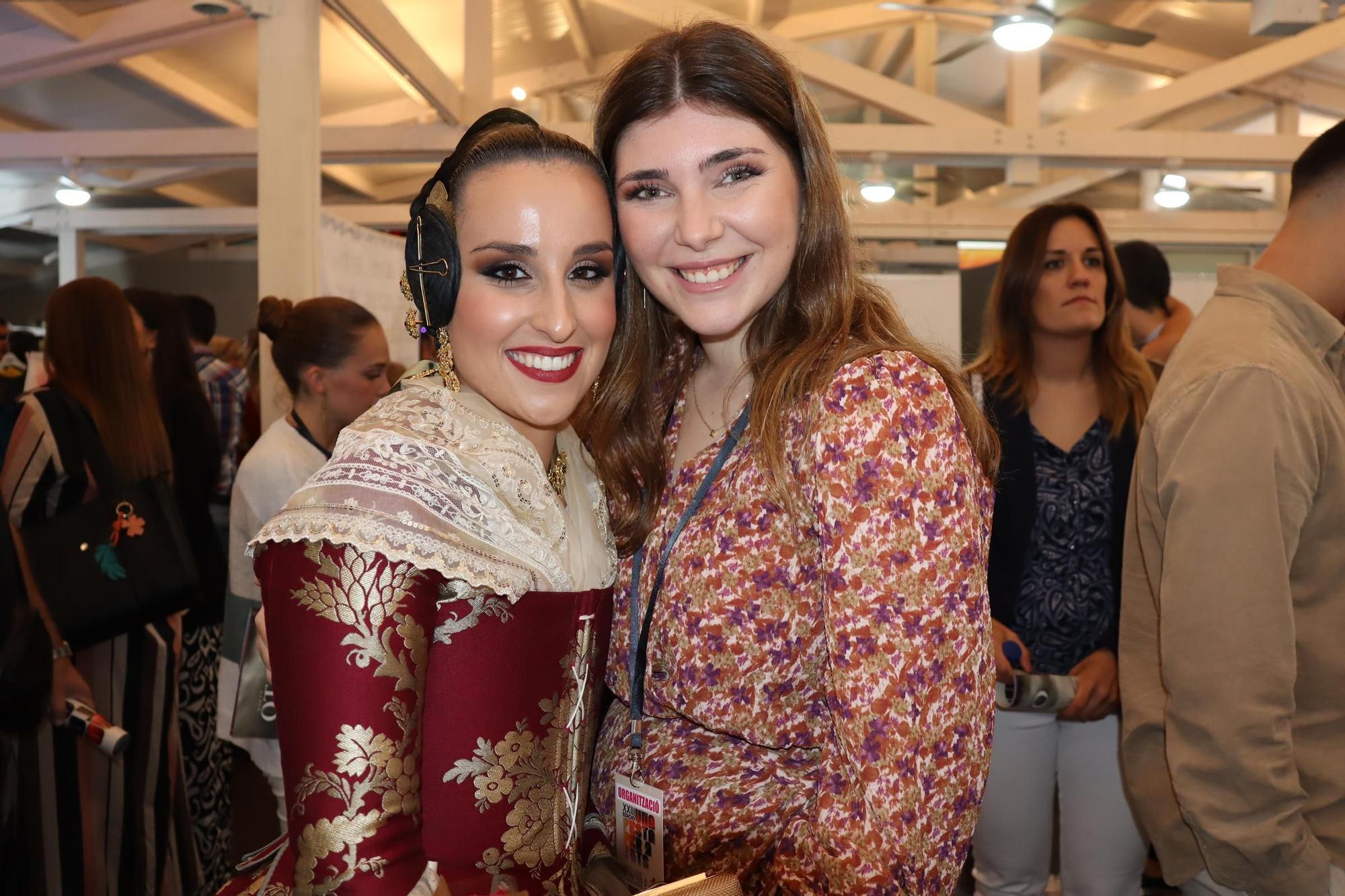 La primera gran prueba de María Estela, Marina y las cortes en la Festa per a Tots