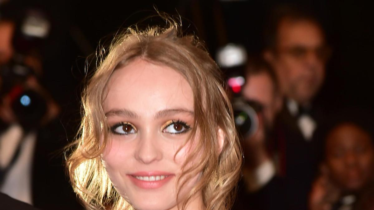 El debut de Lili-Rose Depp en el Festival de Cannes 2016