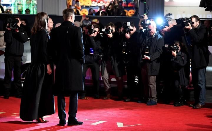 Marion Cotillard y Brad Pitt posan