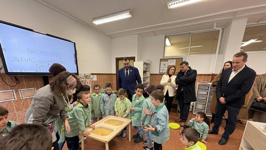 Los centros educativos de Cangas del Narcea, Tineo y Vegadeo participarán en una experiencia regional para concienciar sobre la protección del medio natural