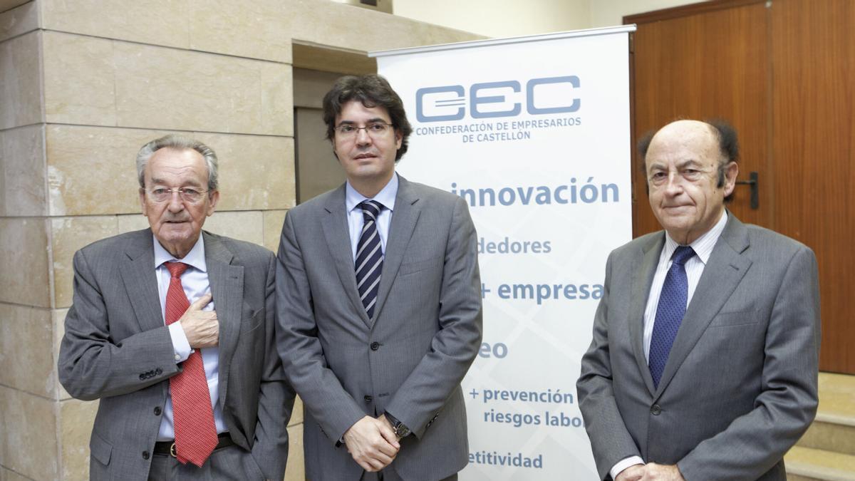 El exdirector general de FP, en el centro, en una imagen de archivo.