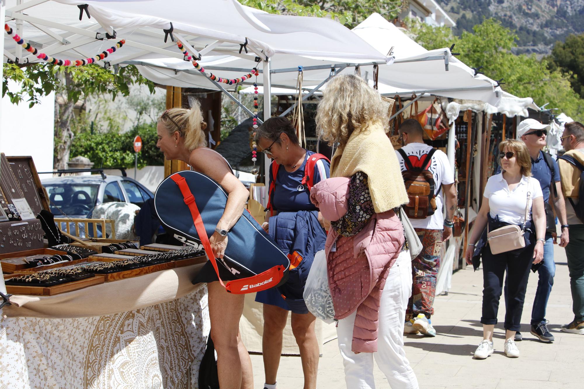 Sonne, Tram, Eis essen: So genießen die Mallorca-Urlauber die Stimmung in Port de Sóller