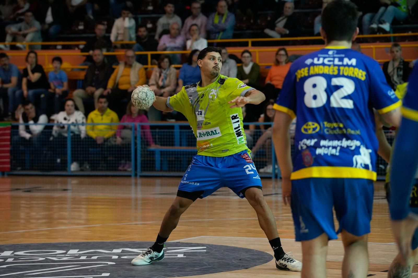 GALERÍA | Las mejores imágenes del Balonmano Zamora - BM Caserío