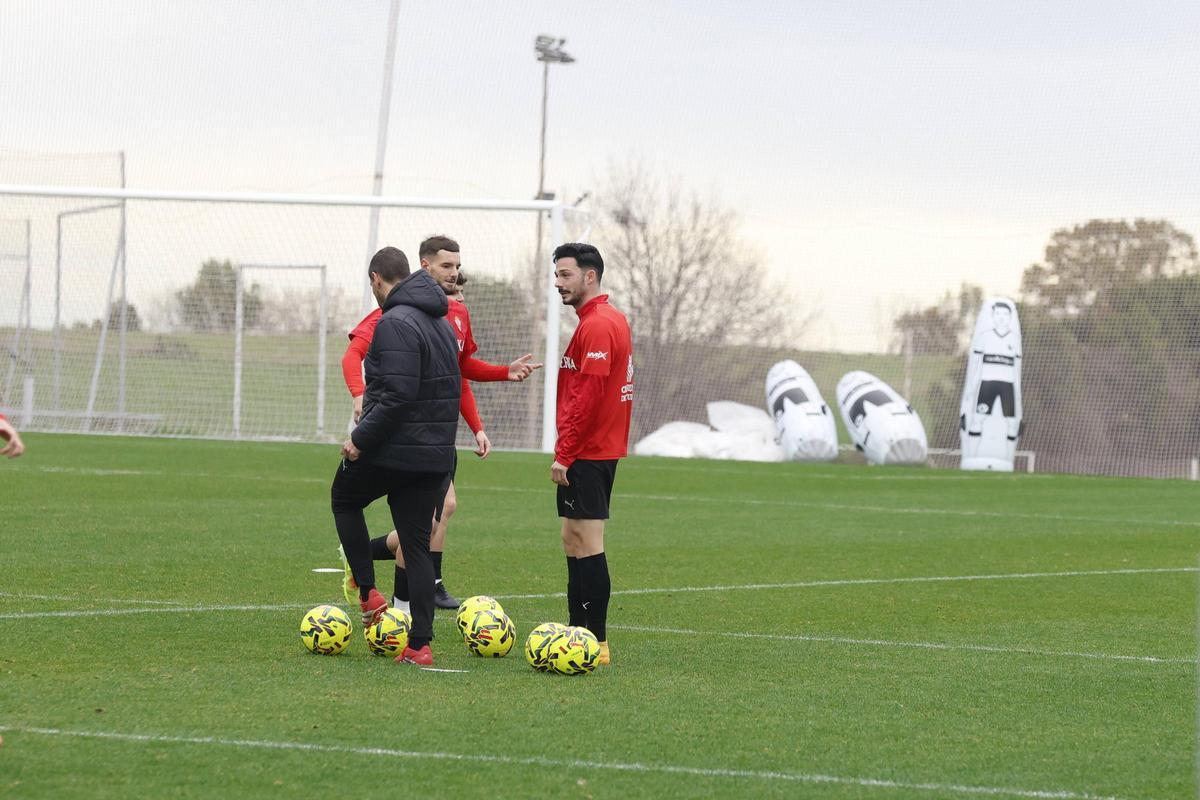 Entrenamiento del Sporting en Mareo.