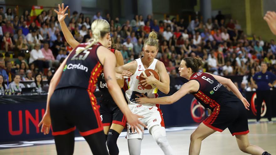 La selección española femenina de baloncesto ante Bélgica, en imágenes