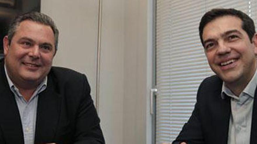 Alexis Tsipras junto al líder de Griegos Independientes, Panos Kammenos.