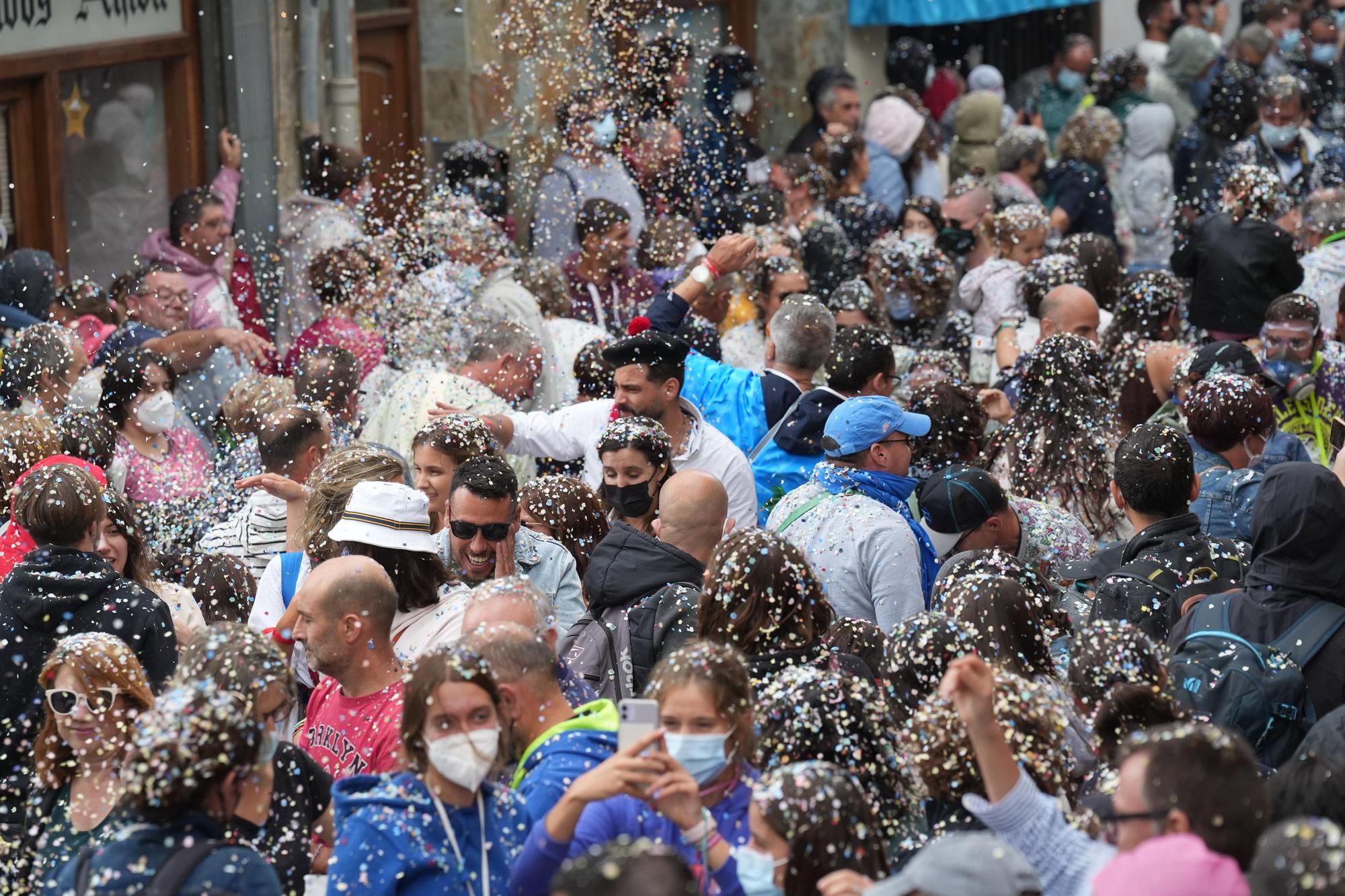 Búscate en el desfile de carrozas y disfraces de l'Anunci de Morella