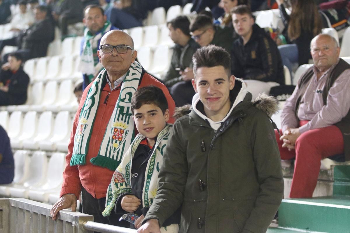 La afición blanquiverde en el Córdoba-Granada