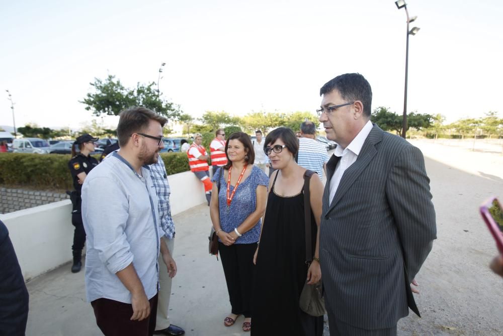 El secretario autonómico de Igualdad, Alberto Ibáñez, junto a la diputada de A la Valenciana, Marta Sorlí, y el presidente de las Corts, Enric Morera.