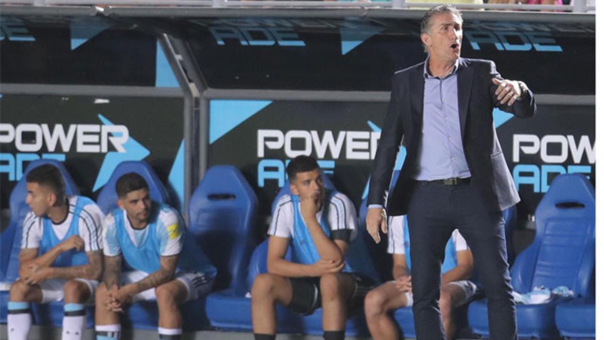 Bauza apoya a sus jugadores