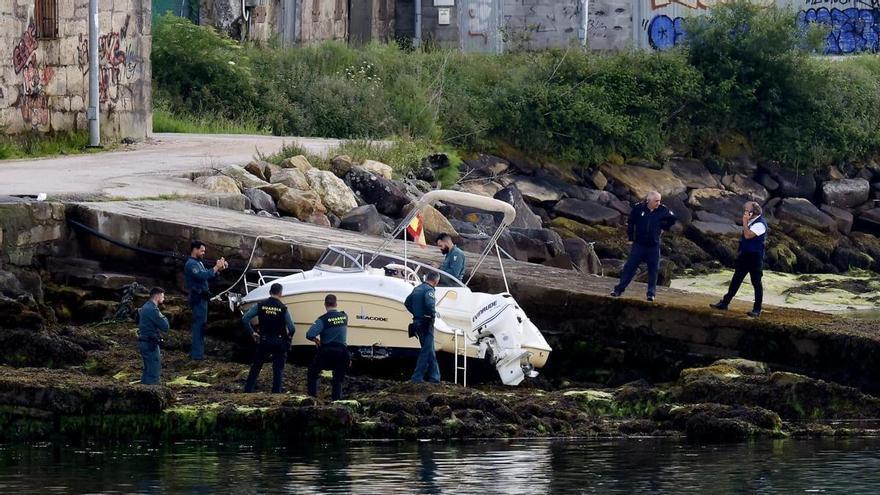 Muere el patrón de una embarcación de recreo en Chapela al caer al mar, mientras su lancha seguía navegando sin rumbo