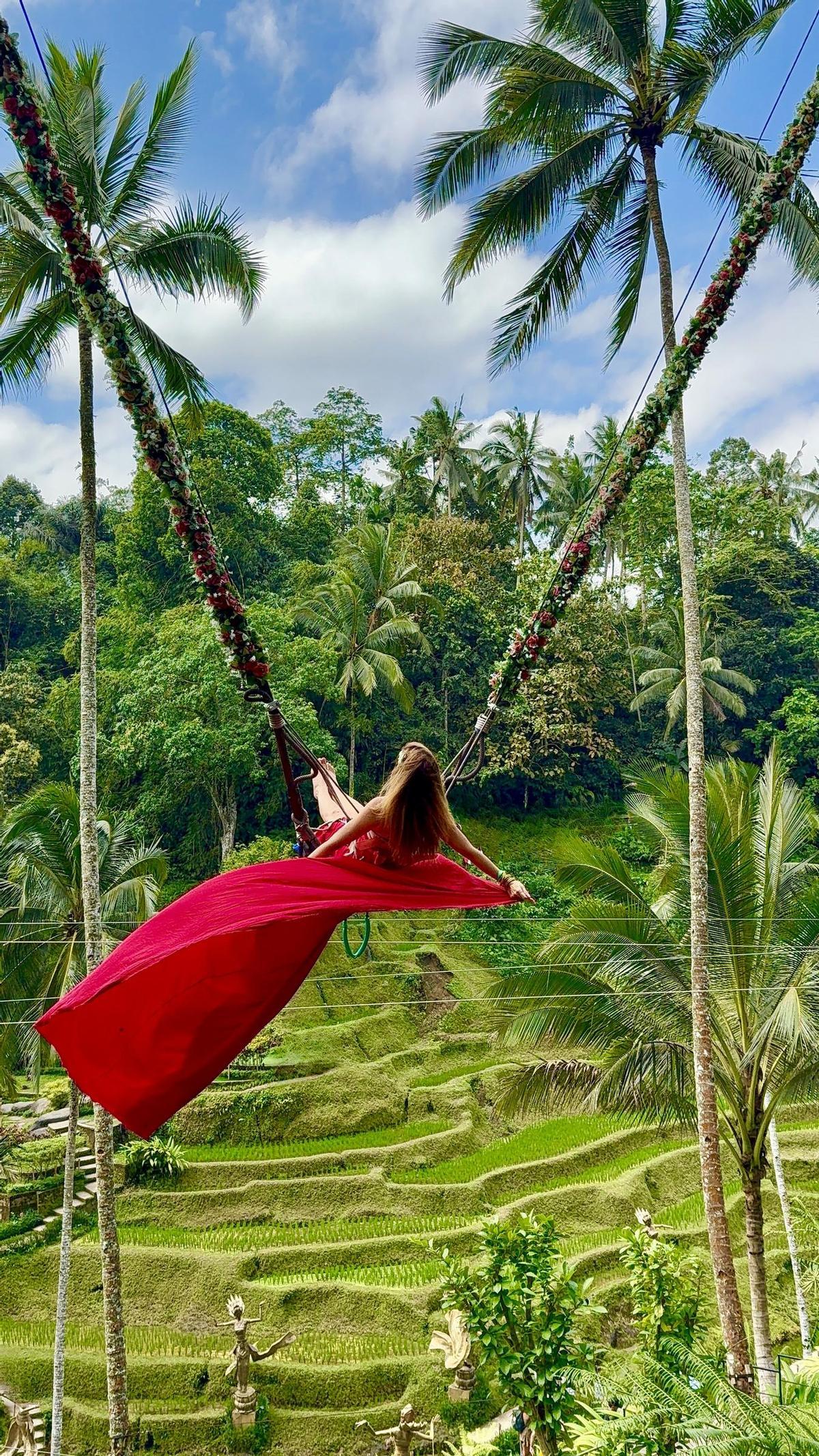 Los columpios sobre los arrozales se han convertido en una de las imágenes más fotografiadas del interior de Bali.