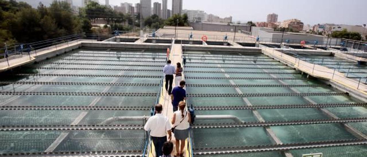 Benidorm tiende la mano a Finestrat para tratar el agua que beben sus vecinos