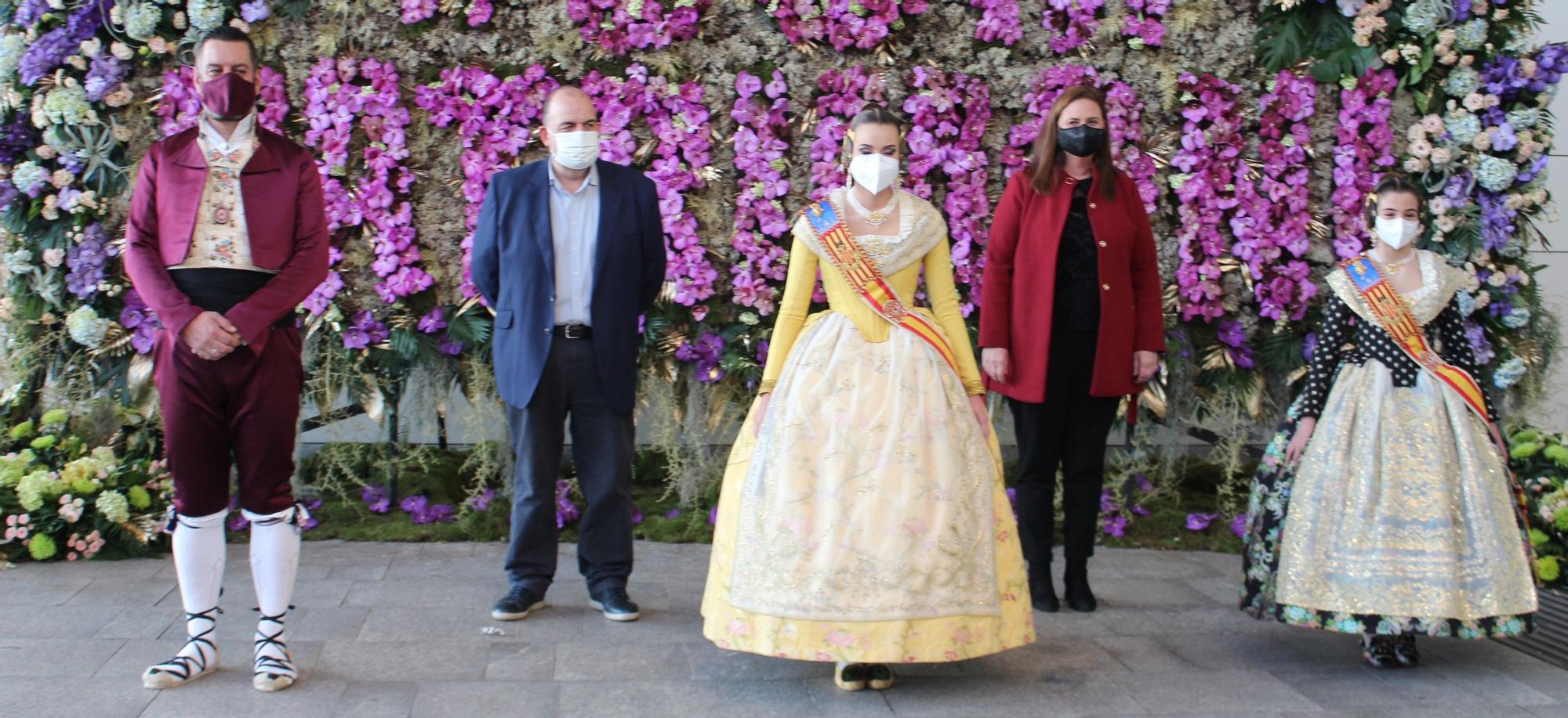 "Photocall" de las Juntas Locales Falleras en la Fiesta del Patrimonio