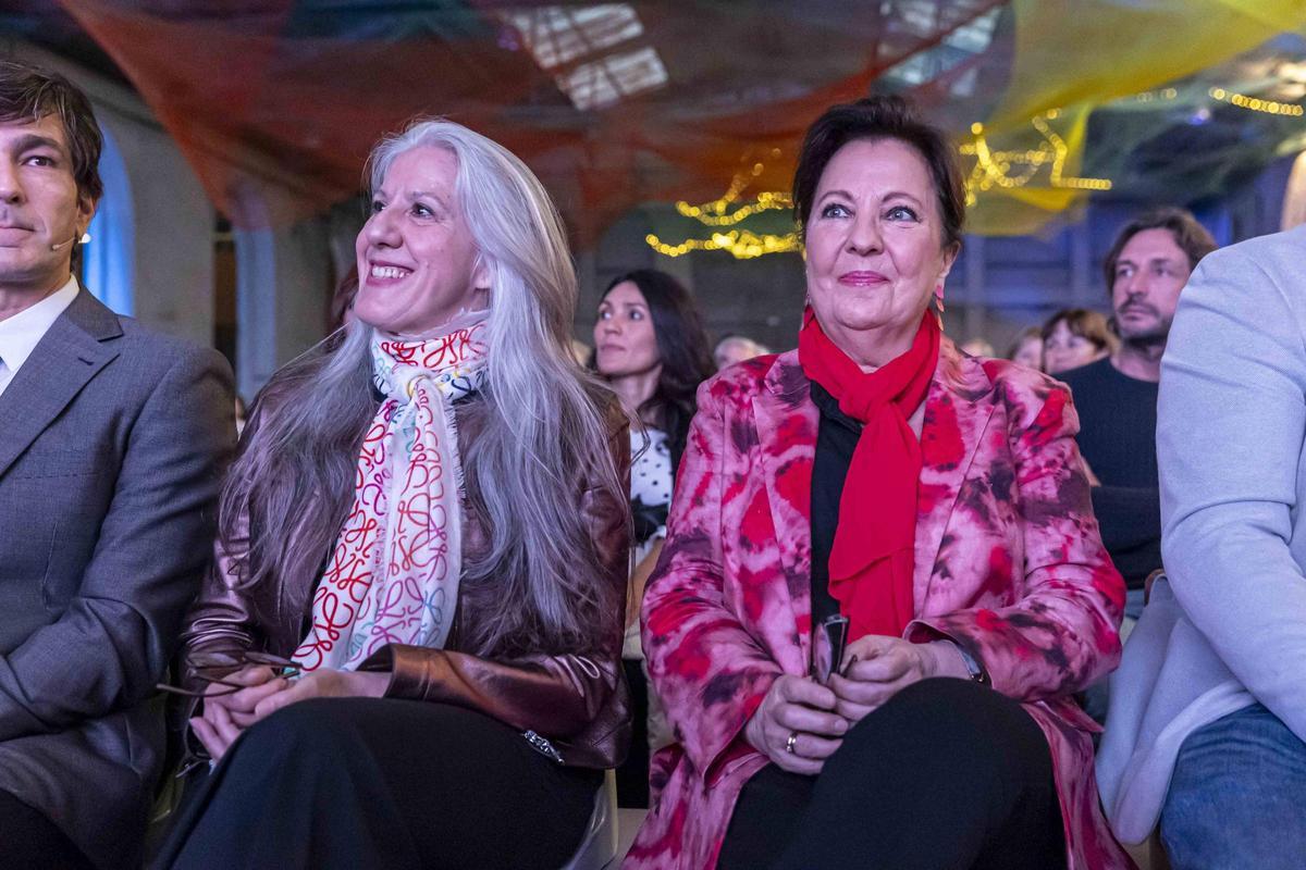 EN IMÁGENES: Las premios "Princesa" María Pagés y Carmen Linares protagonizan la presentación del documental sobre flamenco en La Vega EN IMÁGENES: Las premios "Princesa" María Pagés y Carmen Linares protagonizan la presentación del documental sobre flamenco en La Vega