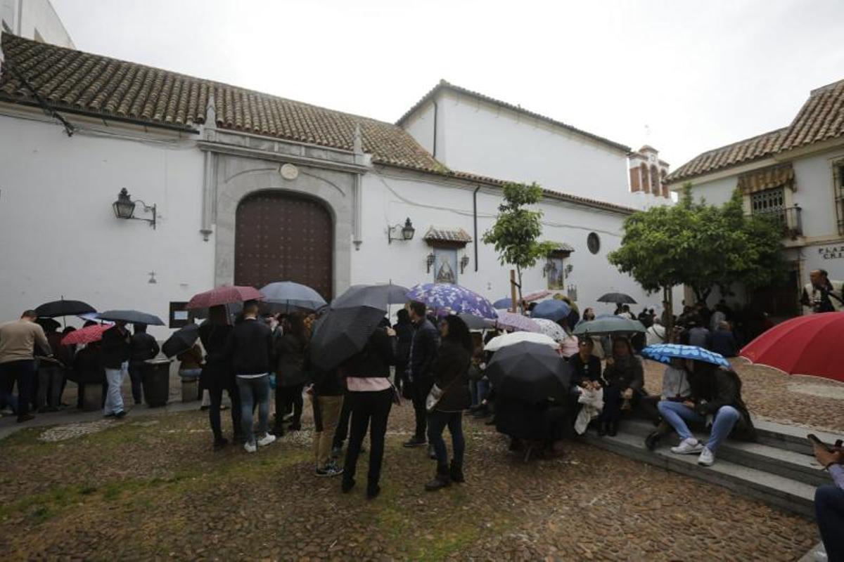 La lluvia suspende todas las procesiones del Jueves Santo y la Madrugá