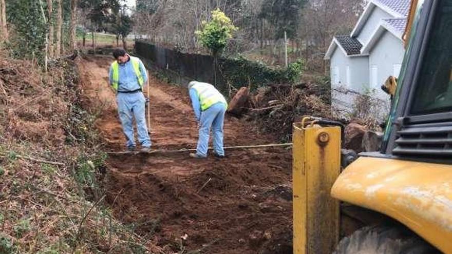 Trabajos iniciados en el camino de San Blas. // S.A.