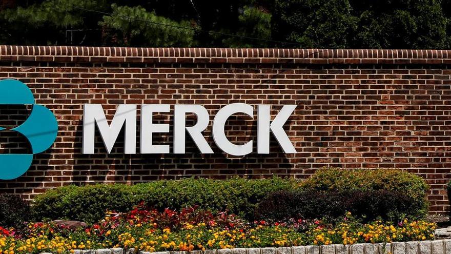 Una imagen del logo de Merck.