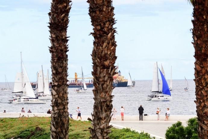 Salida de la ARC Plus del muelle deportivo