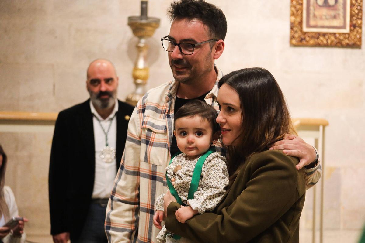 GALERÍA | Imposición de medallas y varas a los nuevos cofrades de la Cofradía de la Virgen de la Esperanza GALERÍA | Imposición de medallas y varas a los nuevos cofrades de la Cofradía de la Virgen de la Esperanza