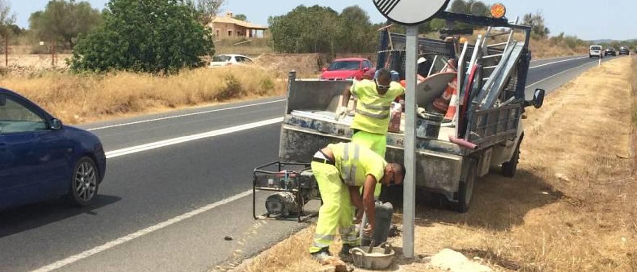 En esta legislatura se ha reducido la velocidad máxima y se han pintado más líneas continuas.