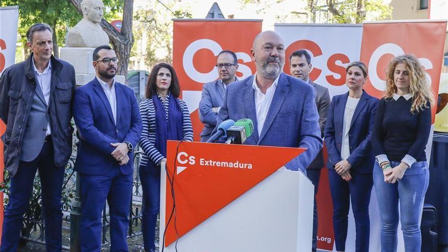 Alcántara propone aumentar el presupuesto de Cáceres acudiendo al Banco Europeo de Inversiones