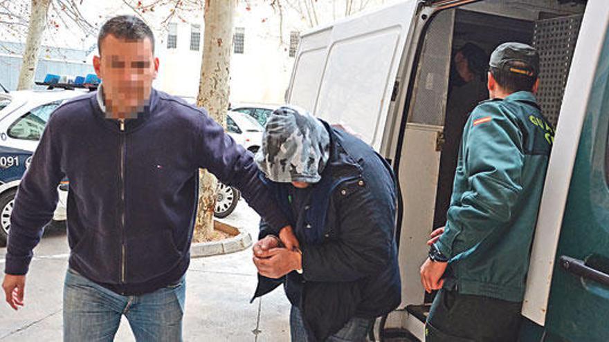 Ingresan en prisión dos de los ocho detenidos por el asalto a un chalé en Calvià