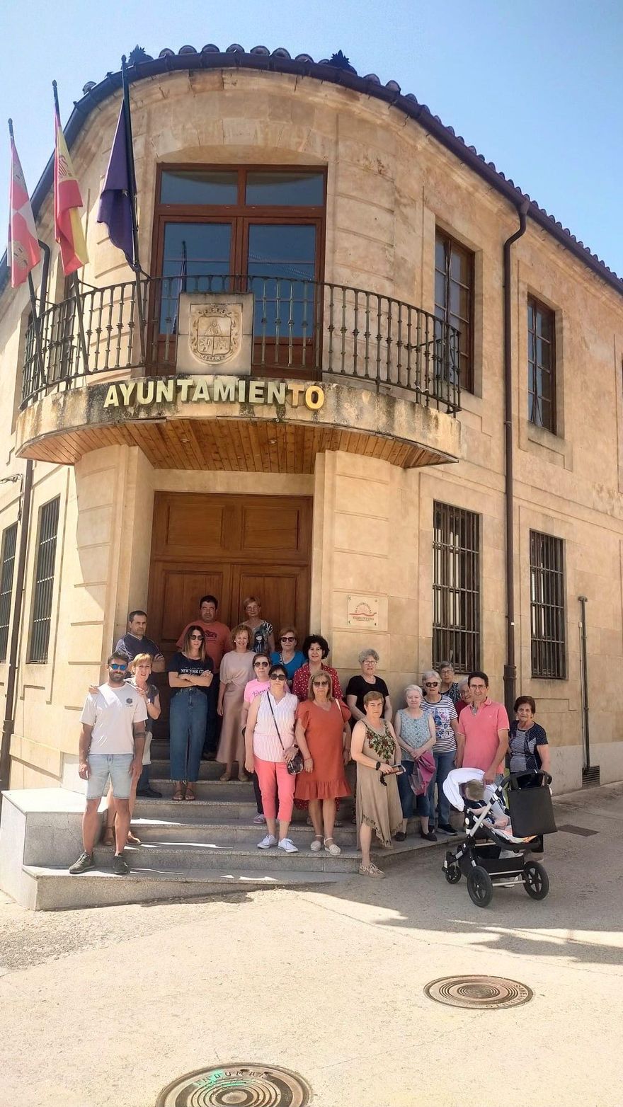Parón en el Ayuntamiento de Corrales del Vino
