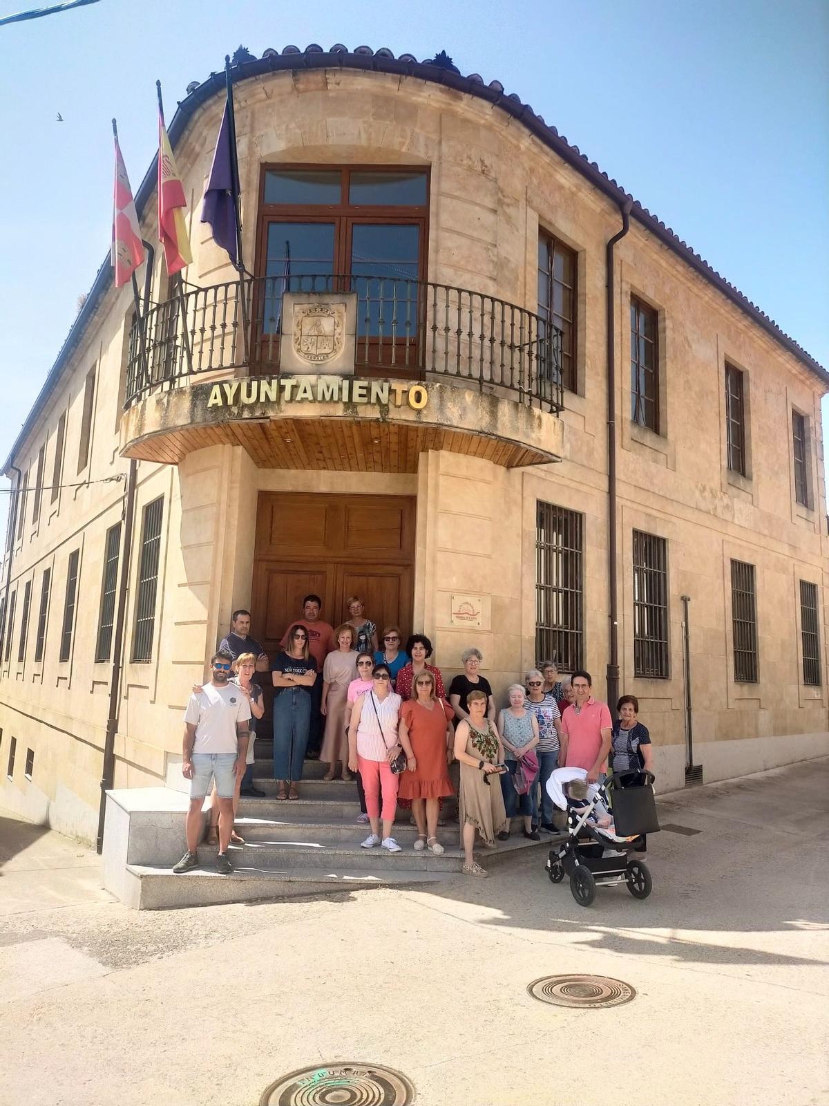 Parón en el Ayuntamiento de Corrales del Vino