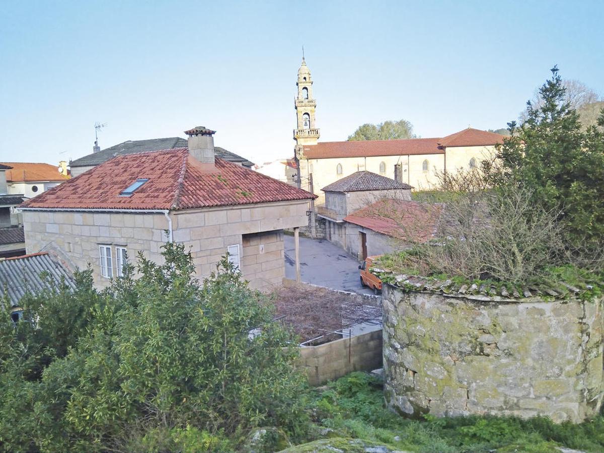 Sobre os antigos cárceres do Hío e Aldán