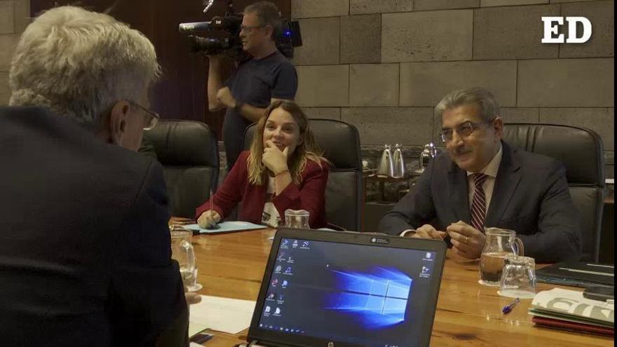 Ángel Víctor Torres preside la reunión del Consejo de Gobierno