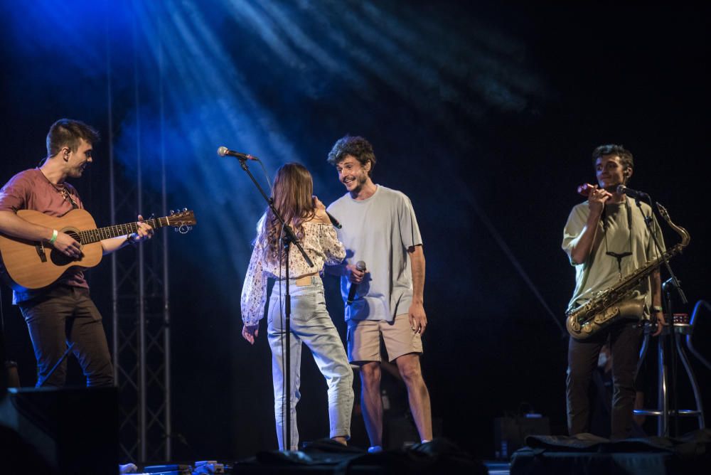 Miki Núñez i Sara Roy al Vibra festival