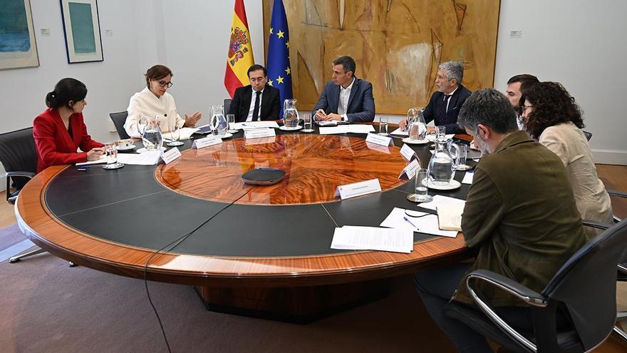 Reunión de seguimiento en Moncloa por la crisis del hantavirus