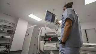 El Hospital del Vinalopó de Elche incorpora un SPECT-TAC que mejora la localización de lesiones tumorales