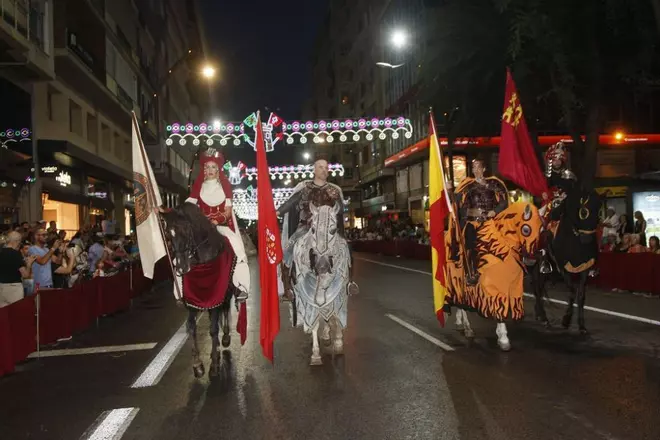 Desfile de Moros y Cristianos en Murcia