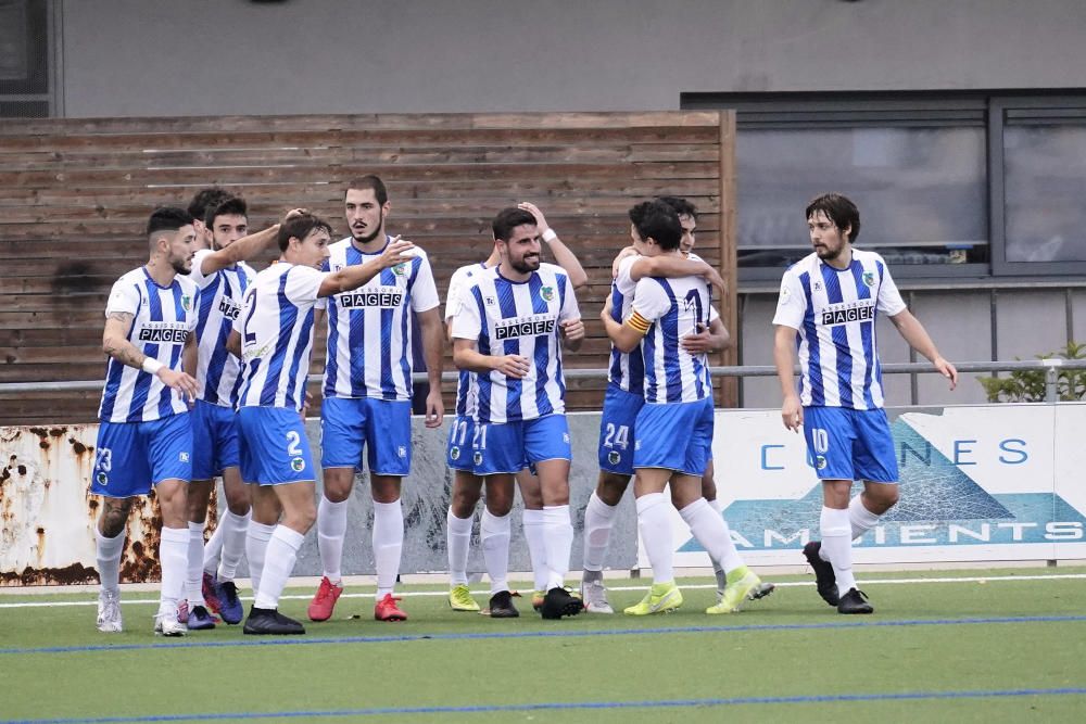 El derbi entre el Girona B i el Banyoles, en imatges