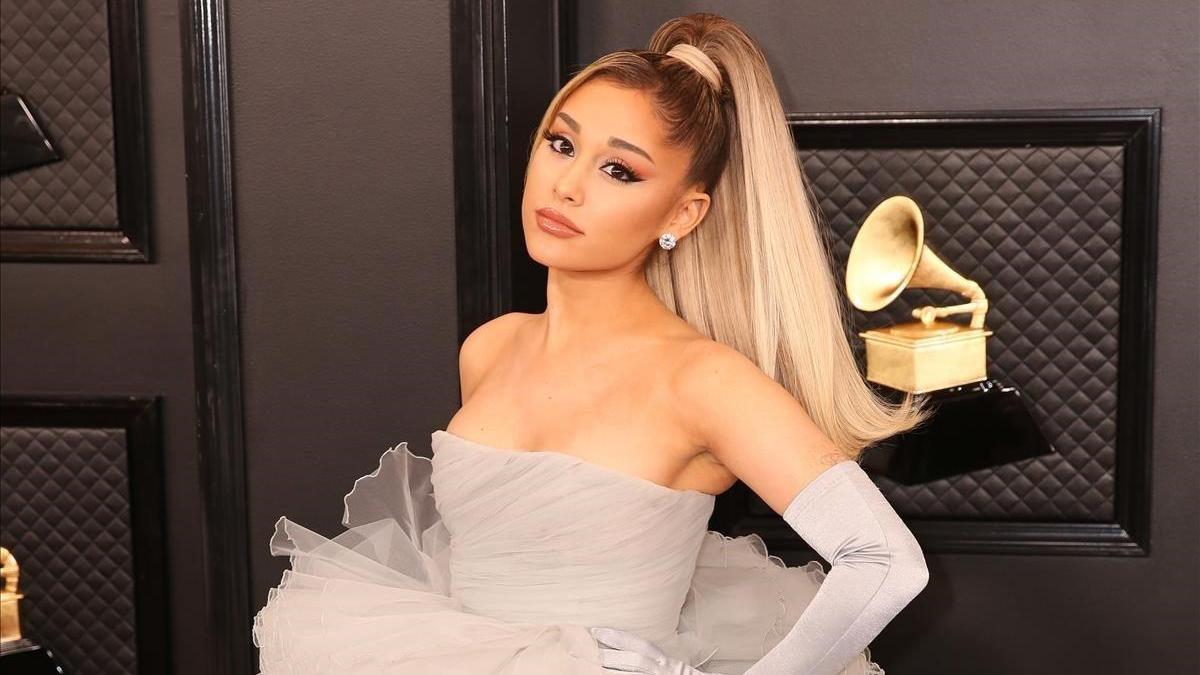 Ariana Grande se inviste de presidenta de EEUU