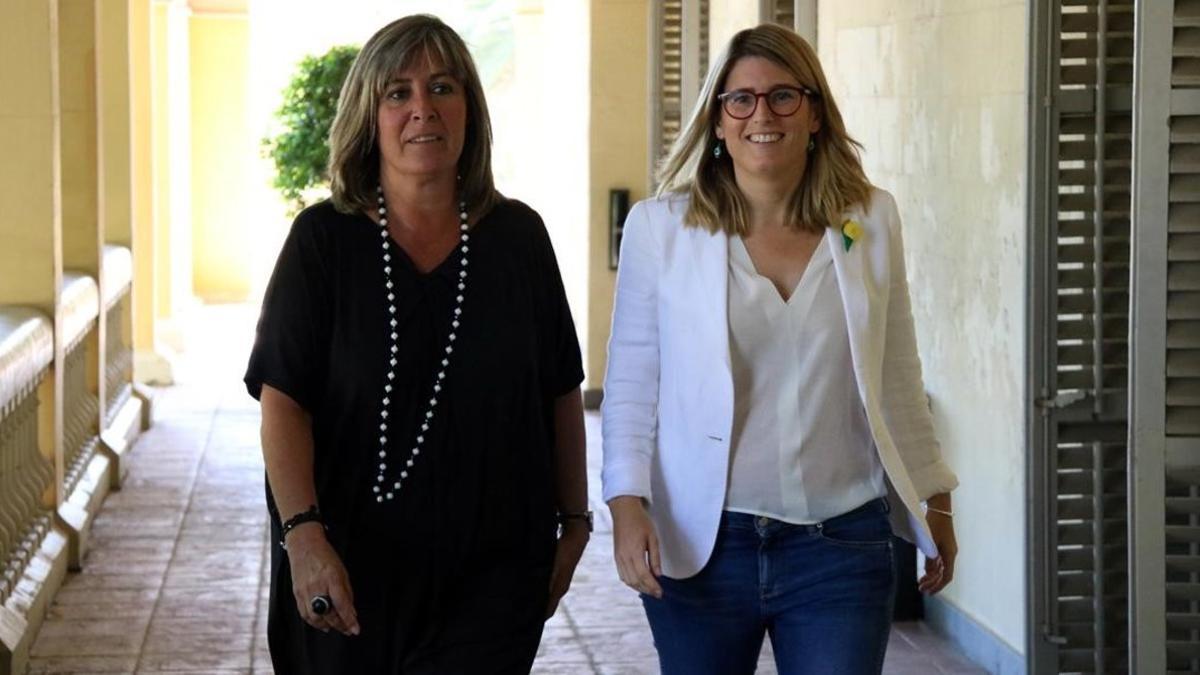 La consellera de la Presidencia, Elsa Artadi, y la alcaldessa de L'Hospitalet de Llobregat, Núria Marin.